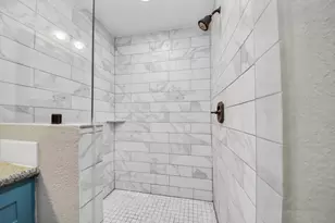 1322 E 36th St, Houston, TX 77022 - Photo 35