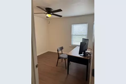 5607 Collins Road, Houston, TX 77016 - Photo 7