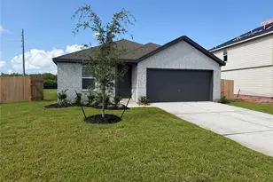 908 Woodhaven Lks Dr, La Marque, TX 77586 - Photo 1