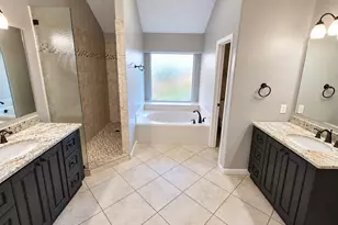 114 Crescent Bay Dr, League City, TX 77573 - Photo 19