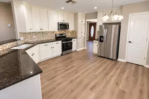 114 Crescent Bay Dr, League City, TX 77573 - Photo 7