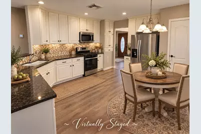 114 Crescent Bay Drive, League City, TX 77573 - Photo 9