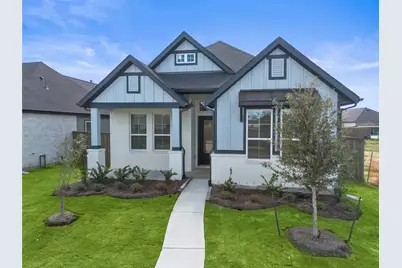 11914 North Pavilion Drive, Mont Belvieu, TX 77523 - Photo 3