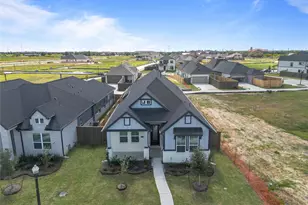 11914 North Pavilion Dr, Mont Belvieu, TX 77523 - Photo 37