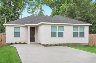 5921 Jackson Ln, Texas City, TX 77591 - Photo 1