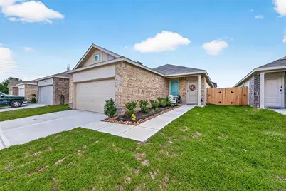 6014 Sherman Lakes Dr, Humble, TX 77338 - Photo 1