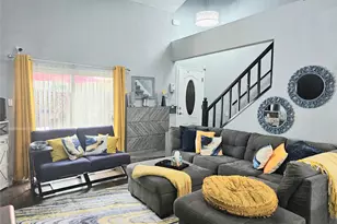 3566 Ocee St, Houston, TX 77063 - Photo 5