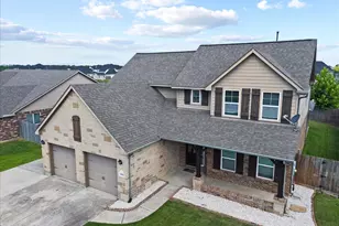 11815 Eagle Ridge Dr, Mont Belvieu, TX 77535 - Photo 1