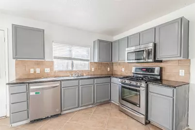 19507 Narcissus Brook Lane, Cypress, TX 77433 - Photo 5