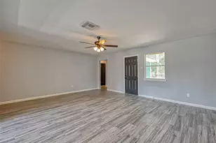 8623 Valley Forest Dr, Houston, TX 77078 - Photo 11