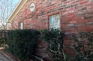 5004 Lingonberry St, Houston, TX 77033 - Photo 9