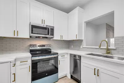 4900 Floyd Street #10, Houston, TX 77007 - Photo 1