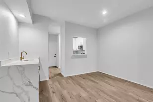 4900 Floyd St, Houston, TX 77007 - Photo 9