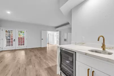 4900 Floyd Street #10, Houston, TX 77007 - Photo 7