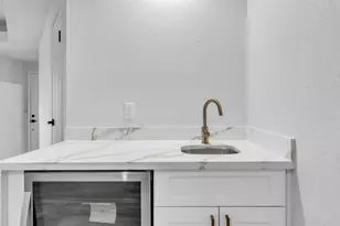 4900 Floyd St, Houston, TX 77007 - Photo 11