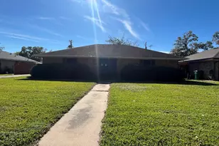 305 Leonard St, Angleton, TX 77515 - Photo 1