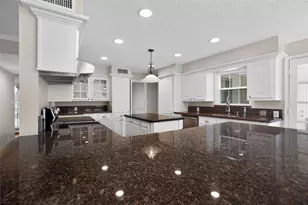 112 Kirkwood Ln, Conroe, TX 77304 - Photo 19