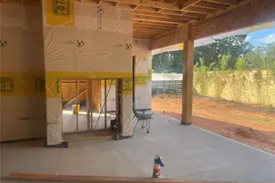 127 Pine Bluff Dr, Montgomery, TX 77356 - Photo 5