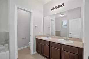 2411 Cactus Bend Dr, Humble, TX 77396 - Photo 9