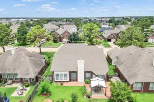13315 Georgetown Dr, Sugar Land, TX 77478 - Photo 35