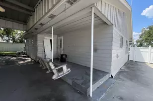 605 S Main St, Highlands, TX 77562 - Photo 13