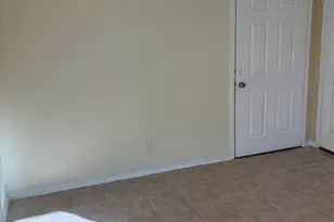 3502 Campbell St, Houston, TX 77026 - Photo 9