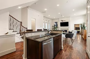 5229 Petty St, Houston, TX 77007 - Photo 13