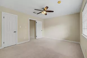 4303 Hillswick Ct, Sugar Land, TX 77479 - Photo 37