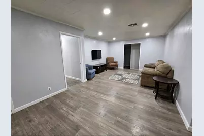 302 Blakeley Drive, San Antonio, TX 78209 - Photo 3