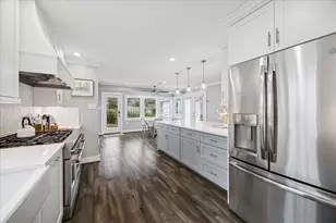 14310 Kellywood Ln, Houston, TX 77079 - Photo 9