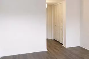 3035 Walnut Bend Ln, Houston, TX 77042 - Photo 3