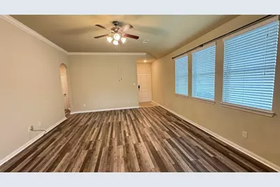 9611 Tipton Sands Drive, Humble, TX 77396 - Photo 5
