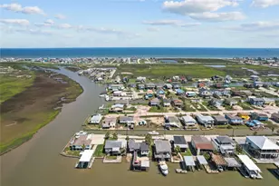 347 Bonito Ln, Surfside Beach, TX 77541 - Photo 3