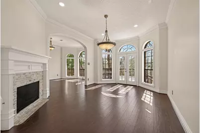 12625 Memorial Drive #175, Houston, TX 77024 - Photo 9