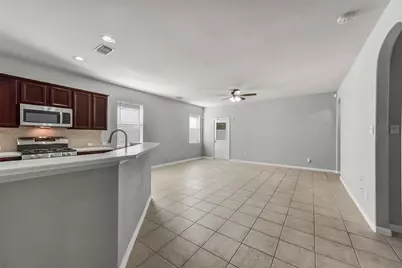 409 Abbey Lane, League City, TX 77573 - Photo 5