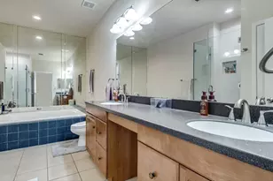 3148 Holly Hall St, Houston, TX 77054 - Photo 13