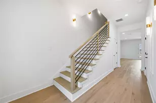 8421 Safeguard St, Houston, TX 77051 - Photo 3