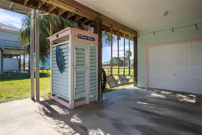 965 Mary Ann, Port Bolivar, TX 77650 - Photo 43