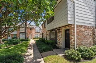 11002 Hammerly Blvd, Houston, TX 77043 - Photo 19