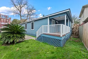 842 E 29th St, Houston, TX 77009 - Photo 23