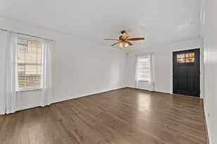 842 E 29th St, Houston, TX 77009 - Photo 7