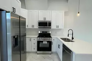8123 St Louis St, Houston, TX 77028 - Photo 9