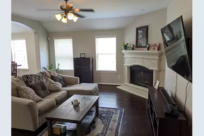 114 N Heritage Mill Circle, Tomball, TX 77375 - Photo 5