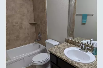114 N Heritage Mill Circle, Tomball, TX 77375 - Photo 3