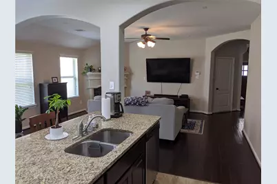 114 N Heritage Mill Circle, Tomball, TX 77375 - Photo 9