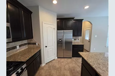 114 N Heritage Mill Circle, Tomball, TX 77375 - Photo 15