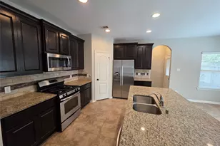 114 N Heritage Mill Cir, Tomball, TX 77375 - Photo 9