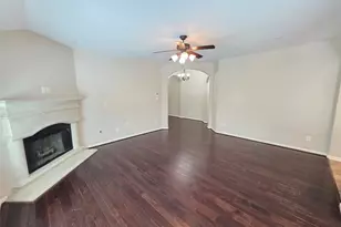 114 N Heritage Mill Cir, Tomball, TX 77375 - Photo 11