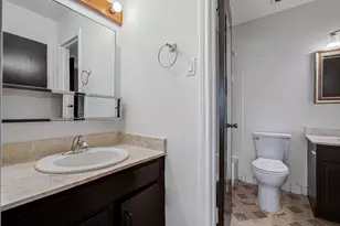 1713 Huldy St, Houston, TX 77019 - Photo 17