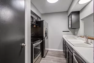 1713 Huldy St, Houston, TX 77019 - Photo 9
